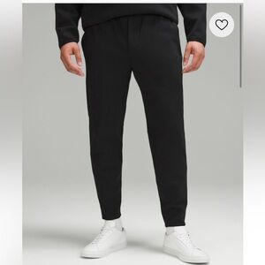 Lululemon Textured Spacer‎ Classic-Tapered Men's Black Pants